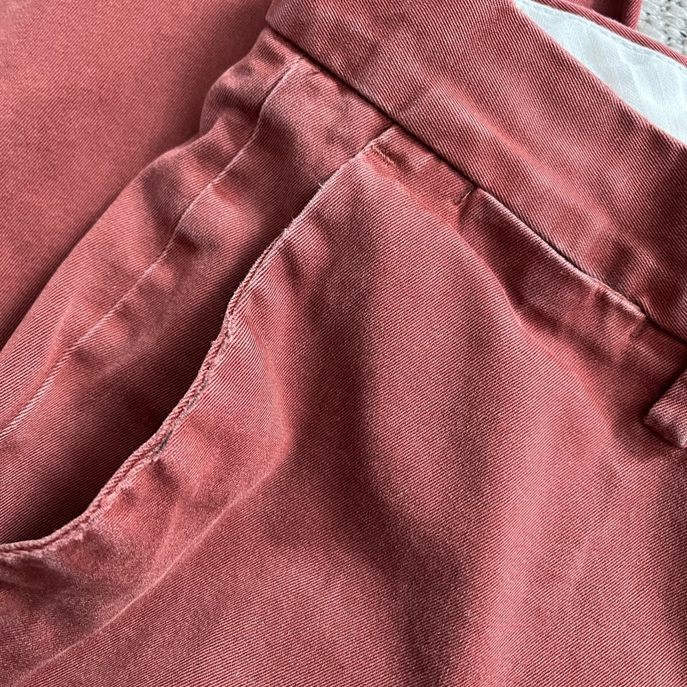 ⭐️5/$25⭐️ Banana Republic Men Tapered Fit Chino - Picture 3 of 7